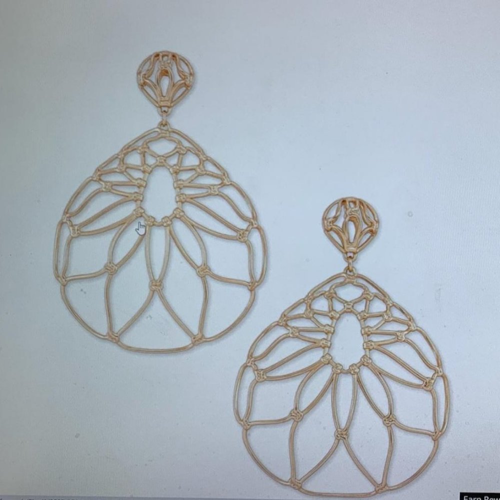 Kendra Scott Hallie Earrings